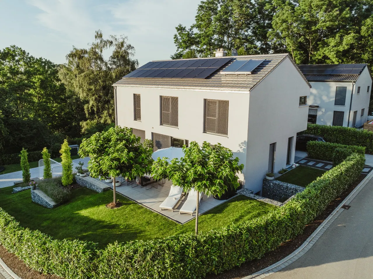 Architekturfotografie — Modernes Wohnhaus im Abendlicht